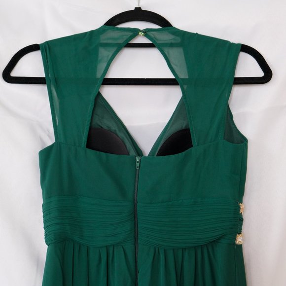 Ever-Pretty Women's Chiffon V Neck Cap Sleeve Backless Gown in Deep Green - Picture 7 of 16